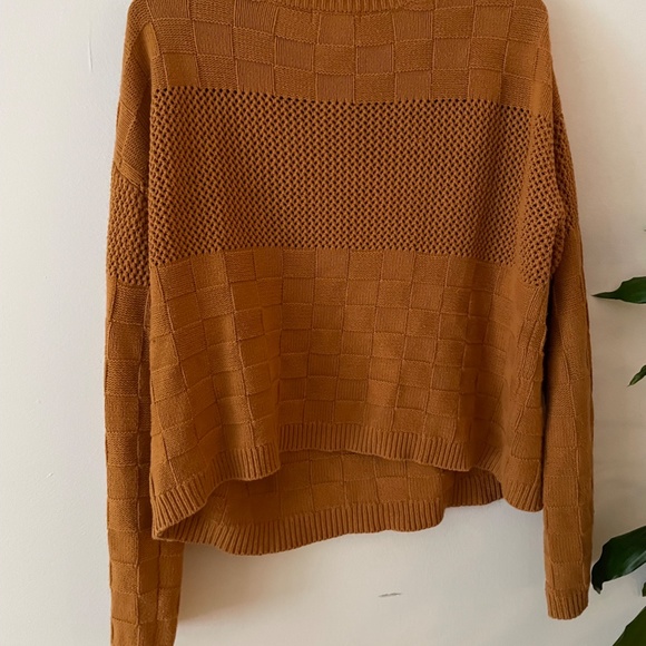 Mustard winter sweater - Picture 3 of 3